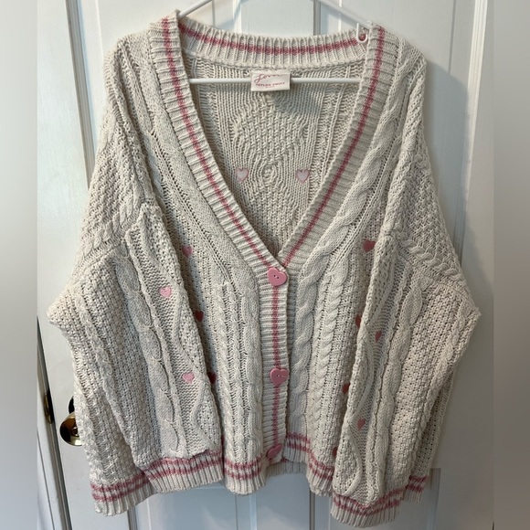 ✨Taylor Swift Official Merch Lover Cardigan!✨ - Picture 3 of 7